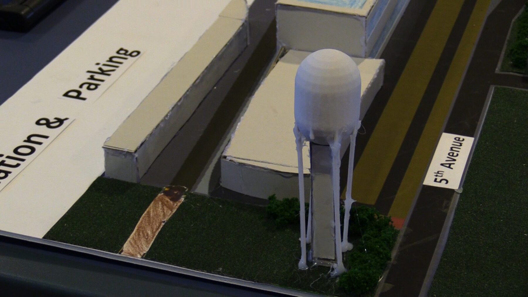 Naperville Students Redesign 5th Avenue