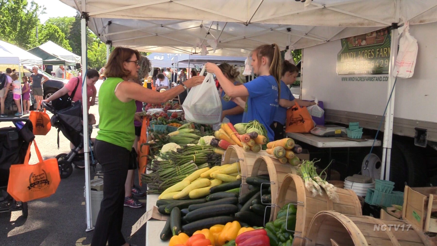 The Farmers Markets of Naperville