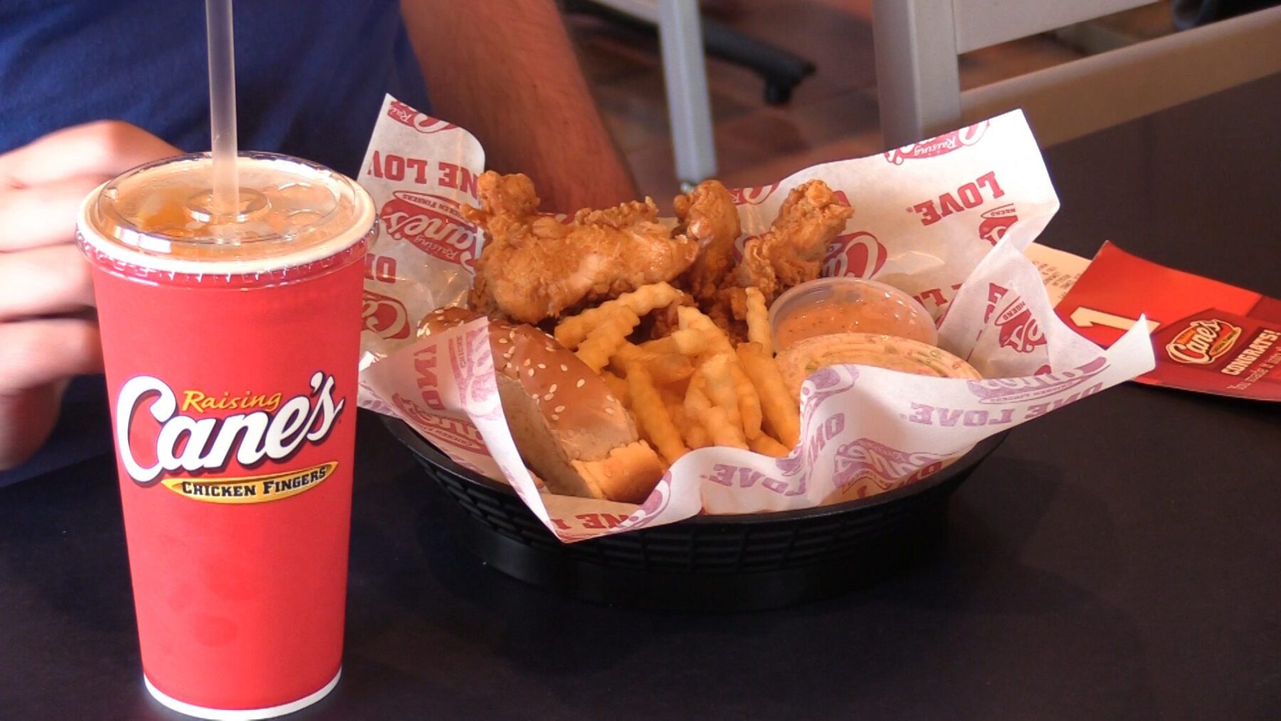 Raising Cane’s Opens in Naperville